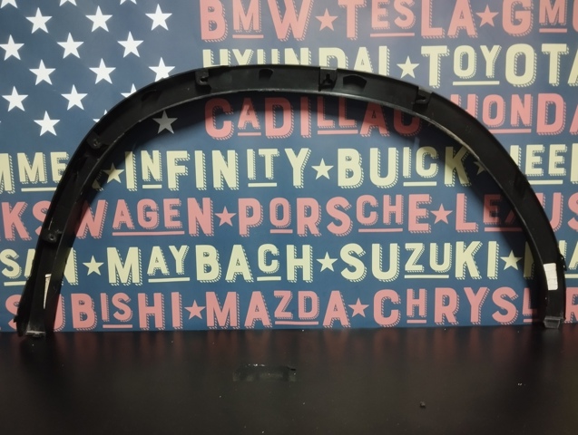 Молдинг задньої арки крила, правий 51777400670 BMW