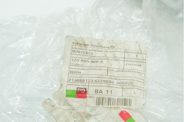 Тримач форсунки омивача фари, підйомний циліндр 1Z0955966A VAG