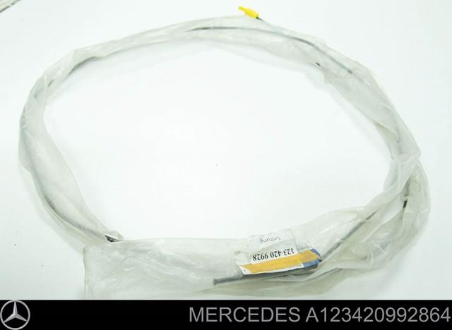 Трубка гальмівна передня права A123420992864 MERCEDES