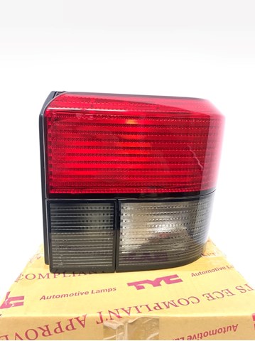Задні ліхтарі 110211112 TYC