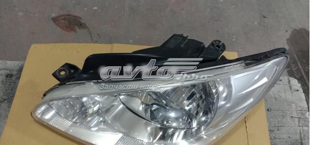 Фара дальнього світла в зборі 921011C515 HYUNDAI