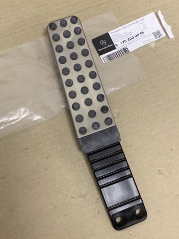 A1703000004 Mercedes