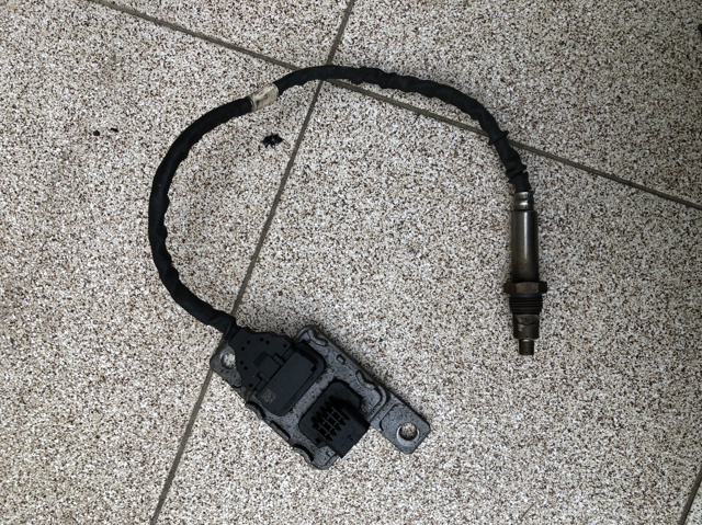 Датчик оксидів азоту NOX, передній 059907807AA VAG