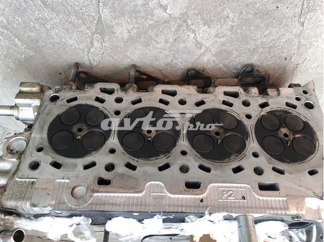 Головка циліндрів 1110109415 TOYOTA