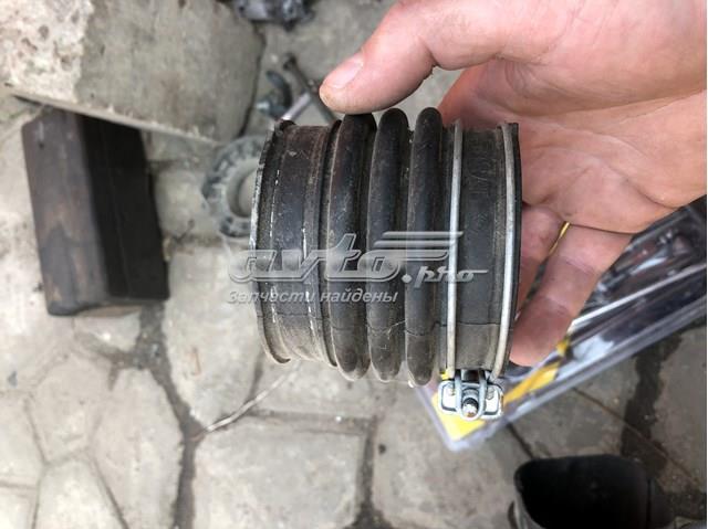 Патрубок повітряний, вхід повітряного фільтра 1788120130 TOYOTA