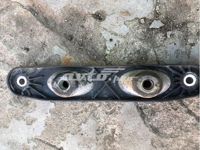 Кронштейн кріплення глушника 1K0253144BC VAG