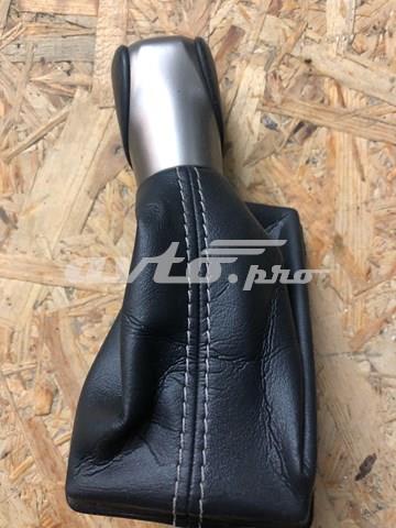Ручка важеля коробки передач 3350448110C0 TOYOTA
