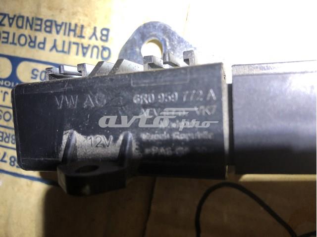 Перемикач підігріву сидінь 6R0959772A VAG