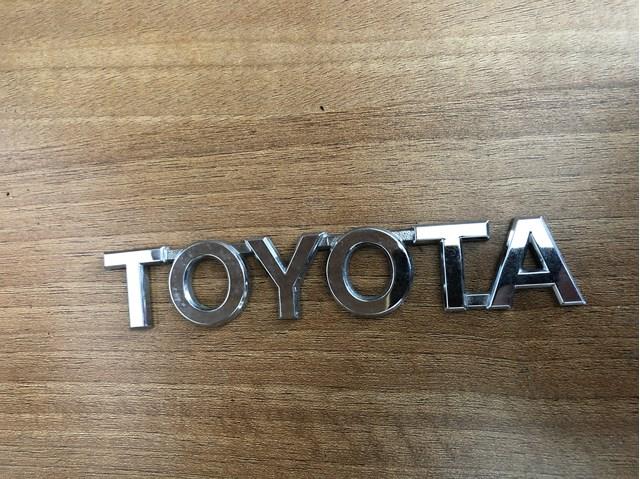 Емблема кришки багажника, фірмовий значок 7544142090 TOYOTA