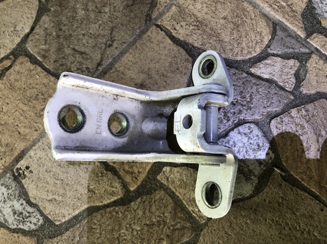 Петля задніх правих дверей 793602B000 HYUNDAI