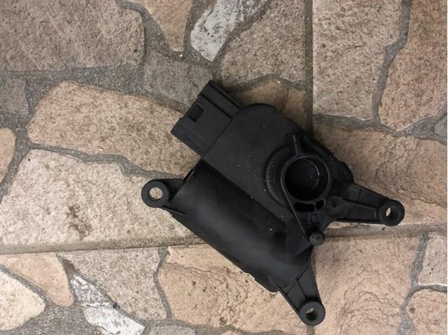 Двигун заслінки рециркуляції повітря 7L0907511 VAG