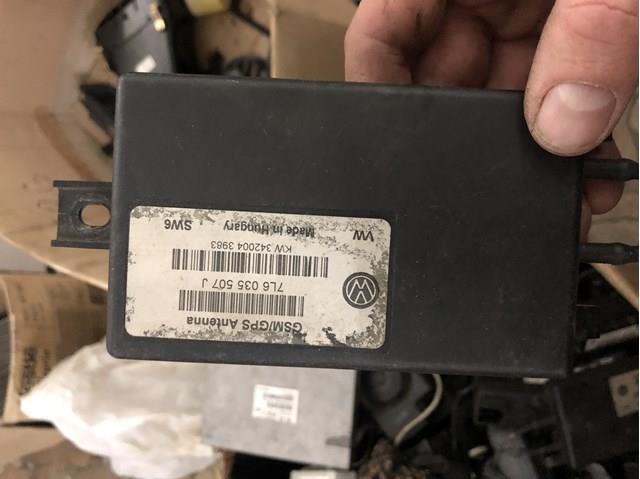 Підсилювач сигналу антени 7L6035507J VAG