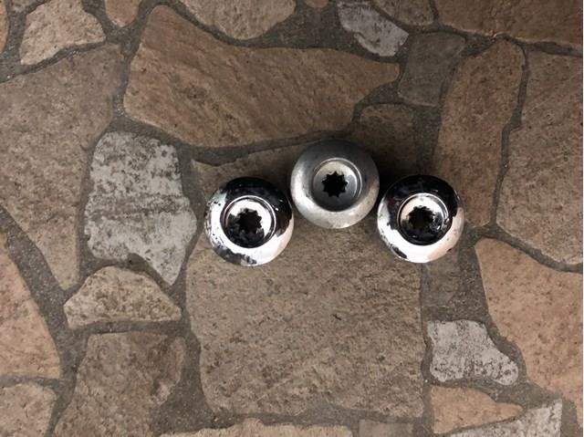 Ковпаки на колеса 7L6601173A2ZZ VAG