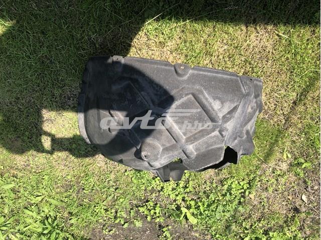 Підкрилок переднього крила, лівий задній 7P6805977 VAG