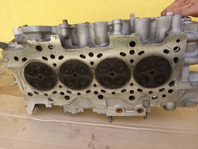 Головка двигуна SH0110100L MAZDA