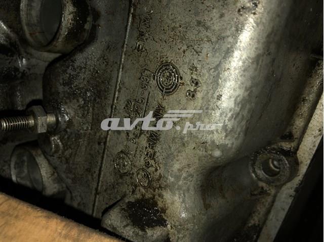 Кришка клапанів 11127548274 BMW