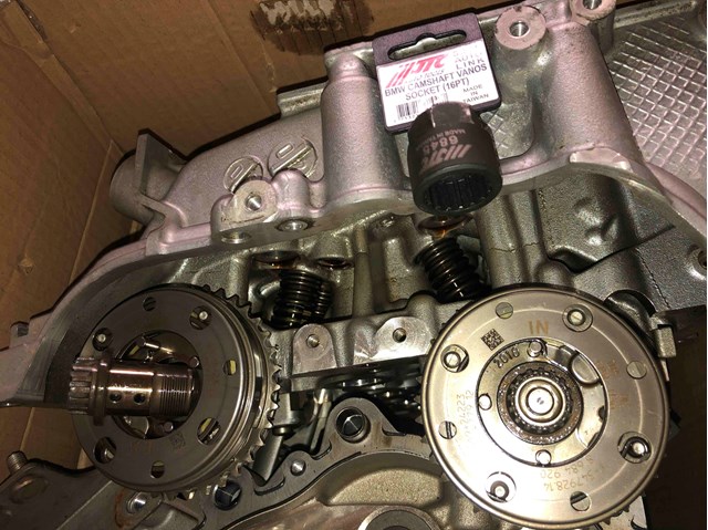 Зірка-шестерня розподільного валу двигуна,випускного 11368684921 BMW