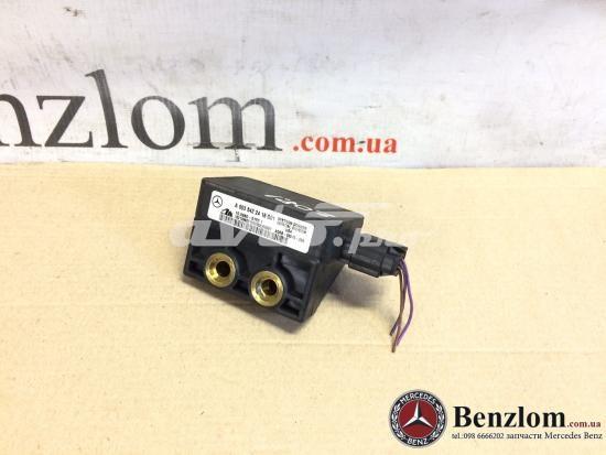 Датчик кутової швидкості повороту автомобіля A0035422418 MERCEDES