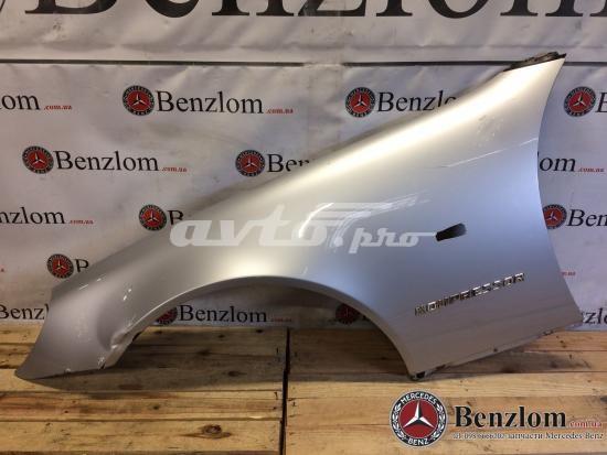 Ліве переднє крило A1708800106 MERCEDES