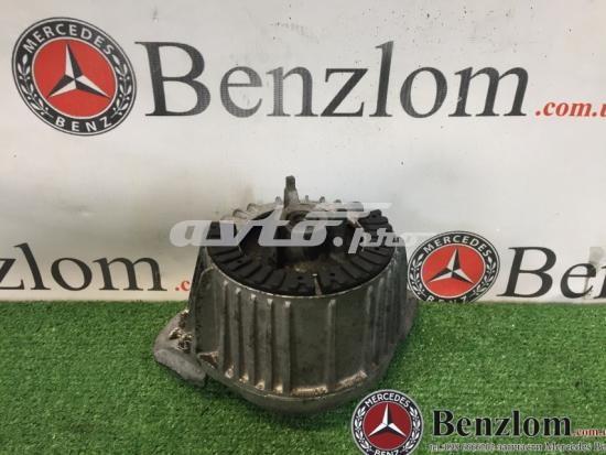 Ліва подушка двигуна A2042400217 MERCEDES