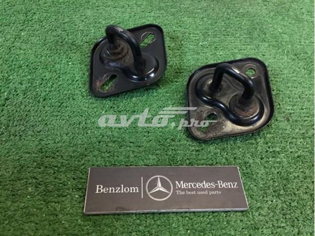 Замок кришки капота A2048800060 MERCEDES
