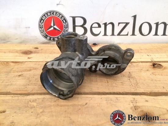 Штуцер блоку системи охолодження A2712001356 MERCEDES