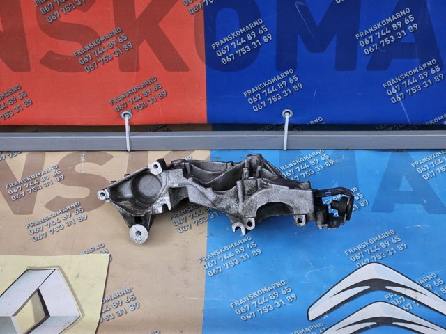 Кронштейн кріплення генератора 117103585R RENAULT