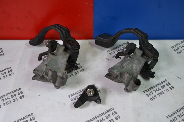 Кронштейн куліси КПП 1440159780 FIAT