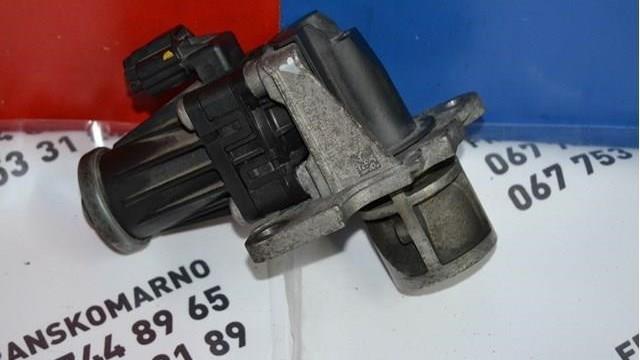 Клапан EGR рециркуляції газів 147105308R RENAULT
