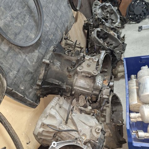 Механічна трансмісія 20CL04 PEUGEOT