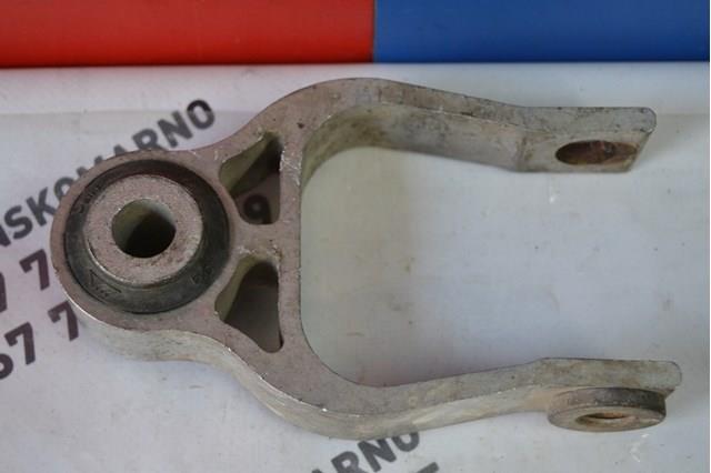 Подушка (опора) двигуна, нижня 546190005R RENAULT