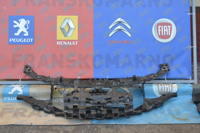Супорт радіатора в зборі/монтажна панель кріплення фар 625100001R RENAULT