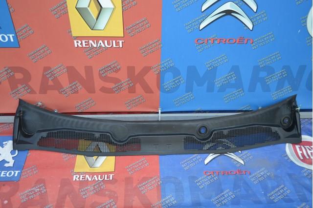 Водостік лобового скла, жабо 668110003R RENAULT