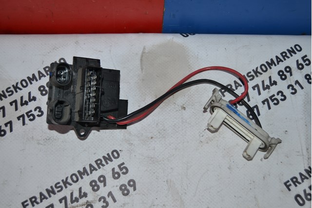 Регулятор оборотів пічки 7701206351 RENAULT