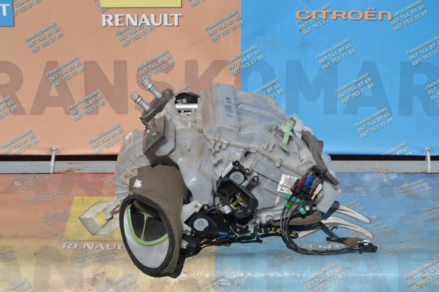 Регулятор оборотів пічки 7701209850 RENAULT