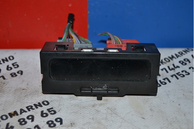 Дисплей бортового комп'ютера 8200028364 RENAULT