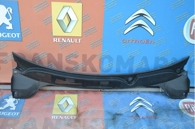 Водостік лобового скла, жабо 8200097006 RENAULT