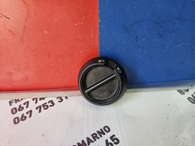 Кнопка коректора фар 8200128309 RENAULT