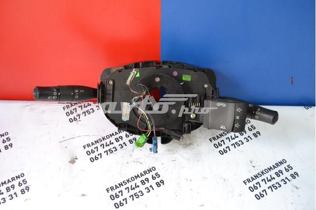 Перемикачі 8200213761 RENAULT