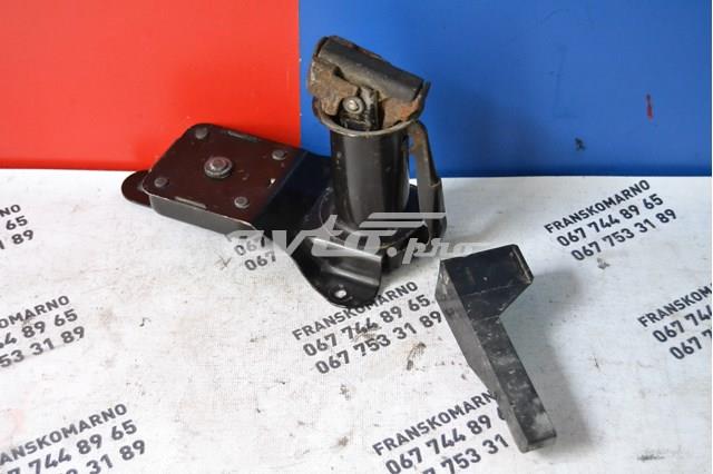 Підйомник запасного колеса 8200214062 RENAULT