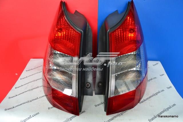 Задній правий стоп 8200493375 RENAULT