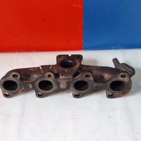 Газопроводи (колектор випускний) 8200869194 RENAULT