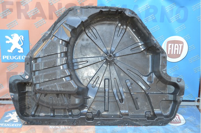 Настил підлоги 8200948423 RENAULT