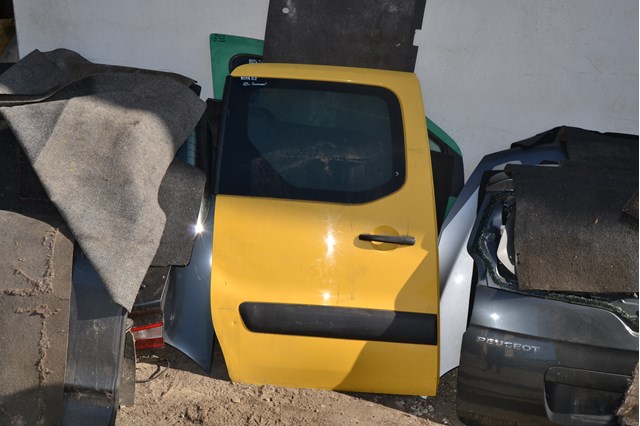 Двері бічні (зсувні), права 9008S2 PEUGEOT