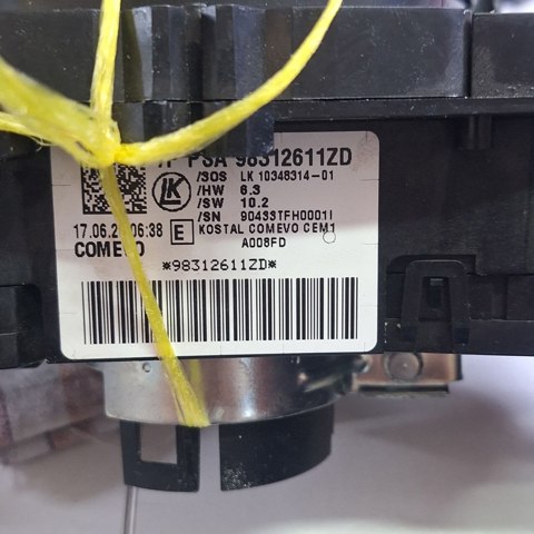 Перемикач підрульовий, правий 98312611ZD PEUGEOT