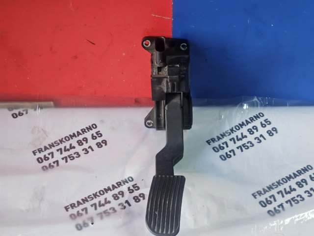 Педаль газу (акселератора) A9013000404 MERCEDES