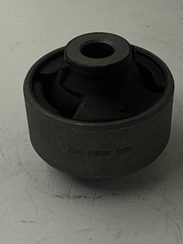 С/блок нижнього важеля 516186 GSP