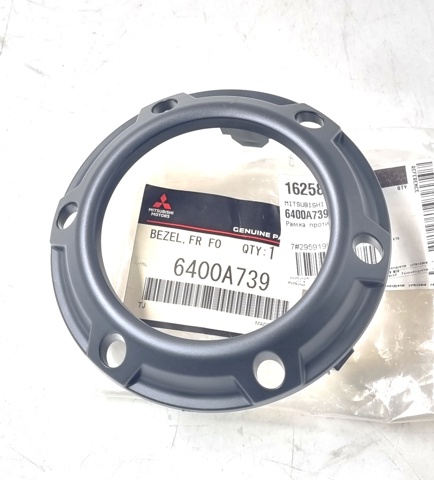 Ободок протитуманки 6400A739 MITSUBISHI