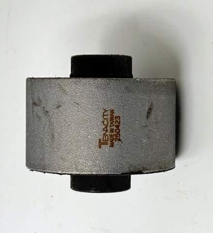 Права подушка двигуна Фіат Добло 2