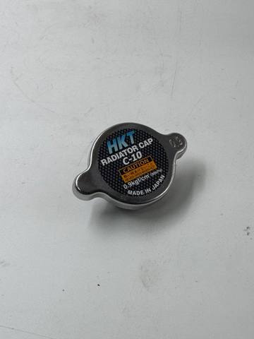 Кришка радіатора C10 HKT